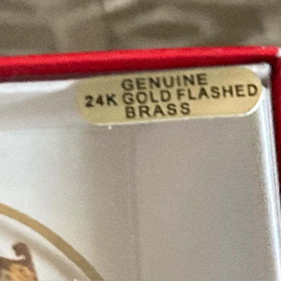 NEW!  Genuine 24K Gold Flashed Brass Vintage Ornament featuring Lake Tahoe - Picture 2 of 5